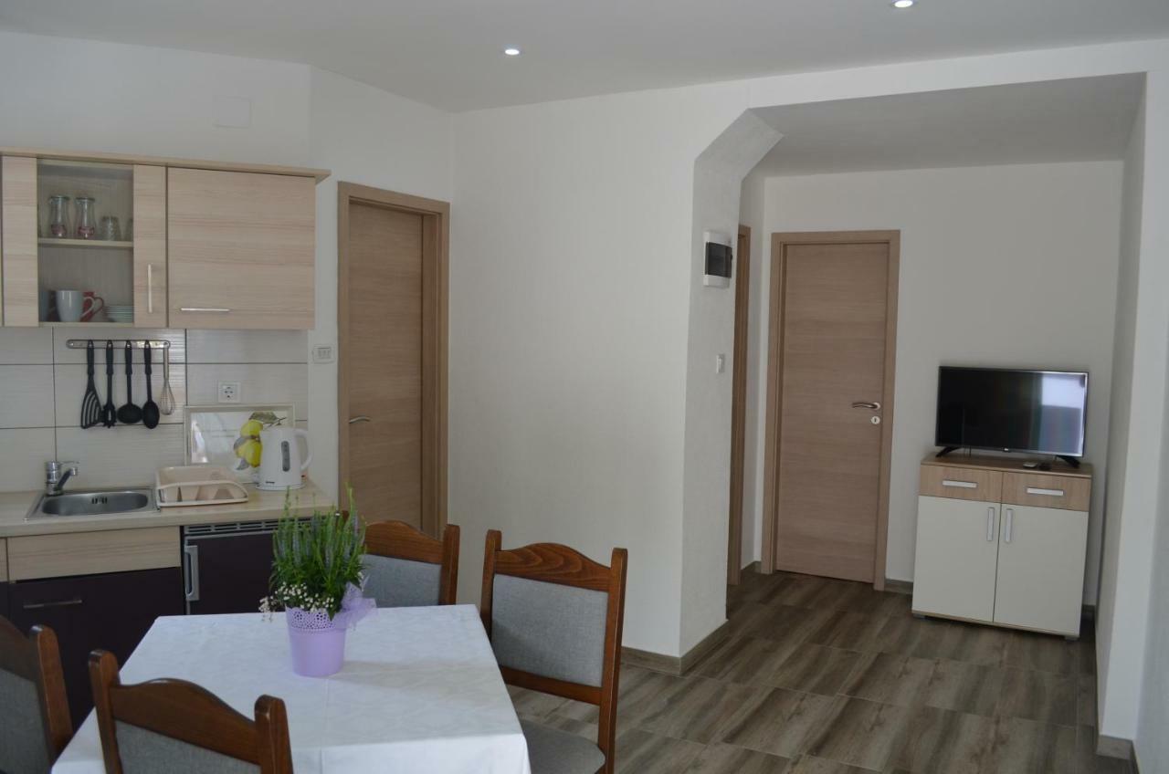 Apartments Mul Baska  Exterior photo